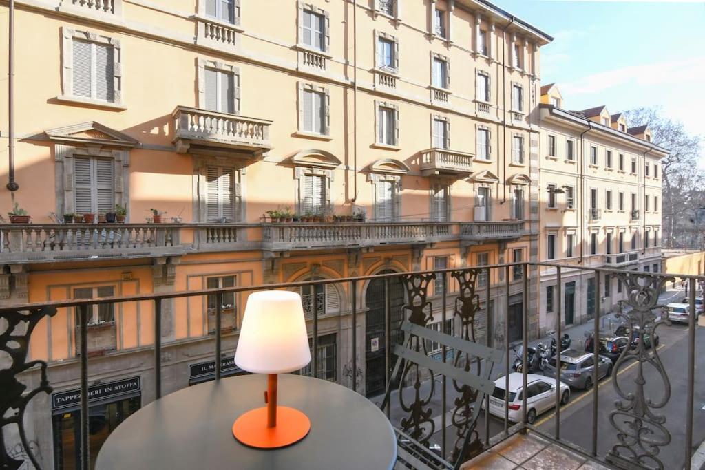 Porta Genova Bilocale Di Charme Appartement Milaan Buitenkant foto